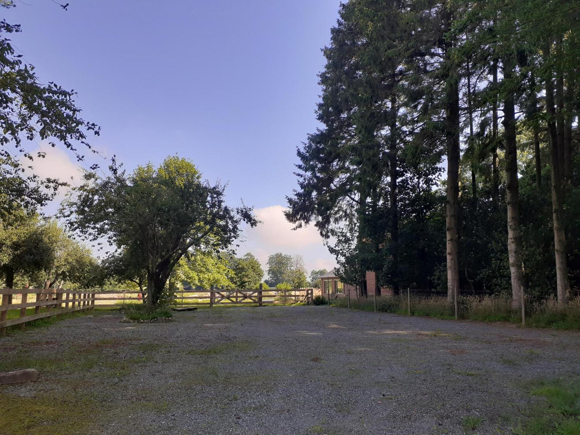 Les Gites Du Chateau De Maltot Saint-Ouen-du-Breuil Luaran gambar